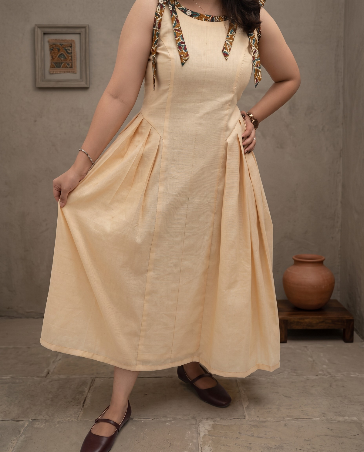 Sleevless Traditional Frock
