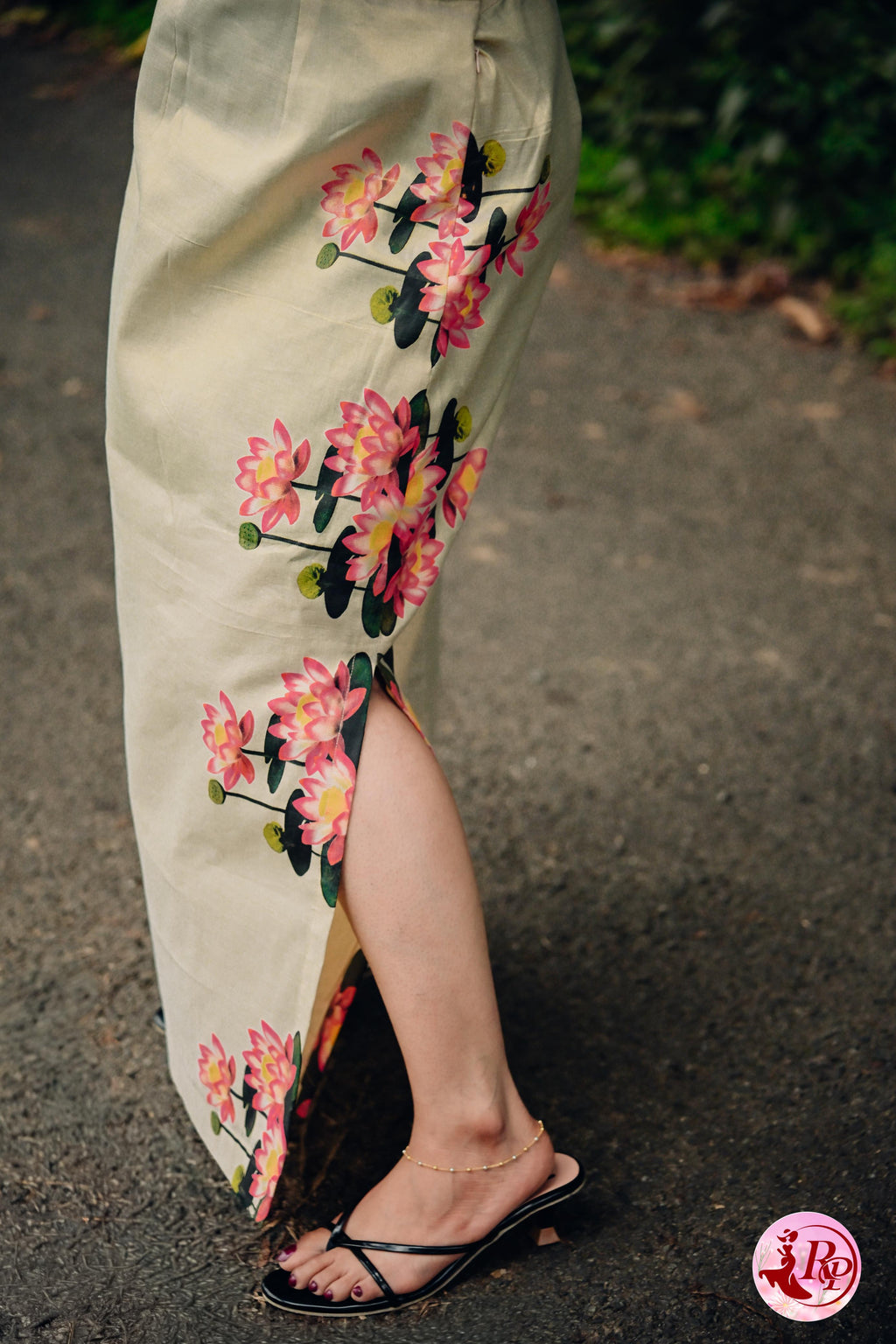 Traditional Midi Crop top